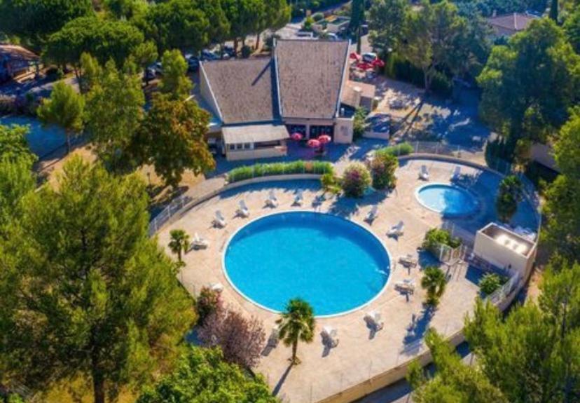 Sejour Inoubliable En Provence, Camping 4* La Roque-d'Antheron Εξωτερικό φωτογραφία